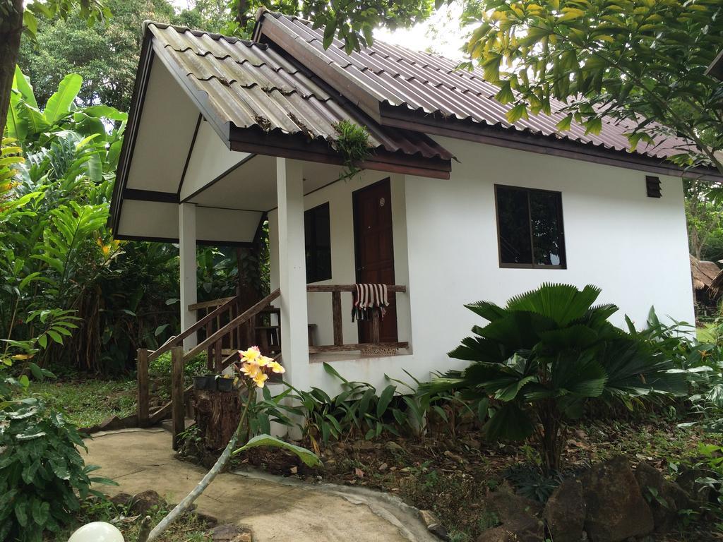 Baansanook Resort & Swimming Pool Ко Чанг Екстериор снимка